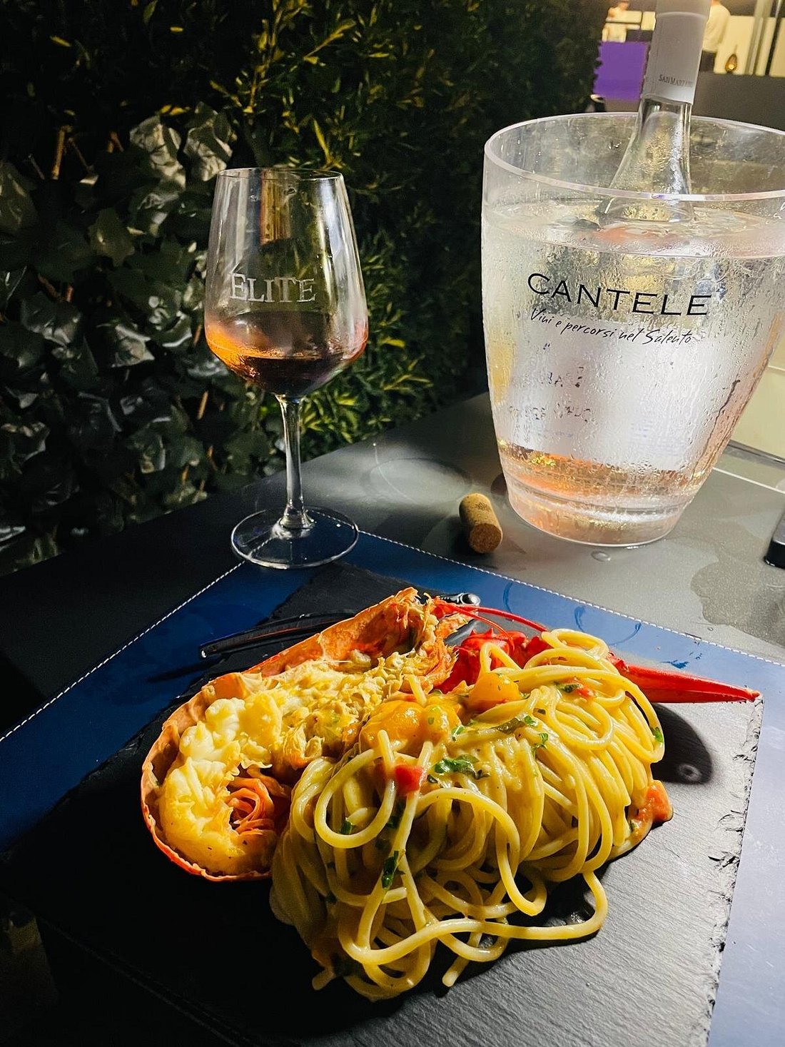 Spaghetti con astice, cucina di mare del Salento